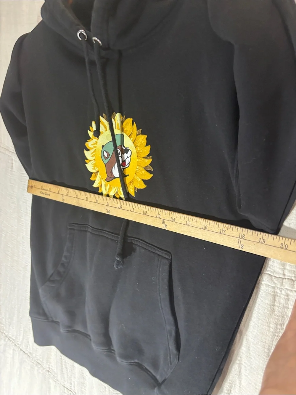 Buc-ee’s You Are My Sunshine Black Sunflower Graphic Hoodie Size S Like New